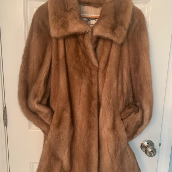 Vintage Mink coat - Picture 2 of 6